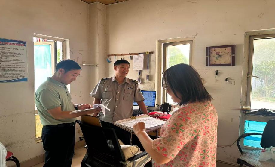 入选 入选